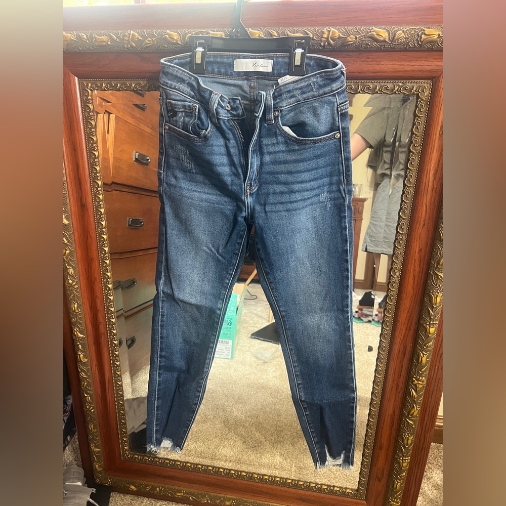 Buckle jeans